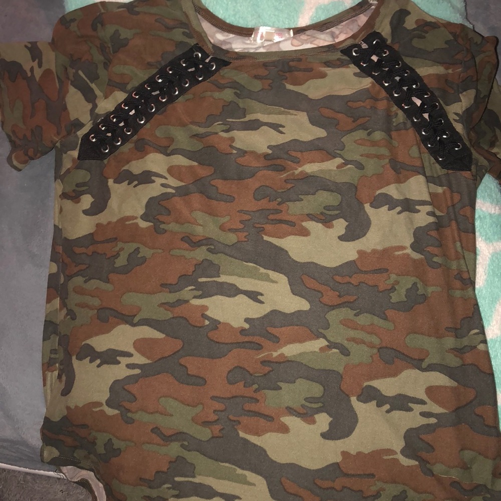 Camouflage T-shirt